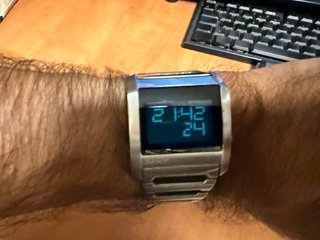 Reloj DKNY Digital Plata y Negro