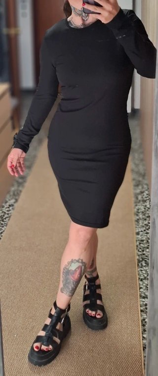 Vestido negro ajustado minimalista Shein talla L
