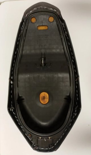 Asiento HONDA DYLAN