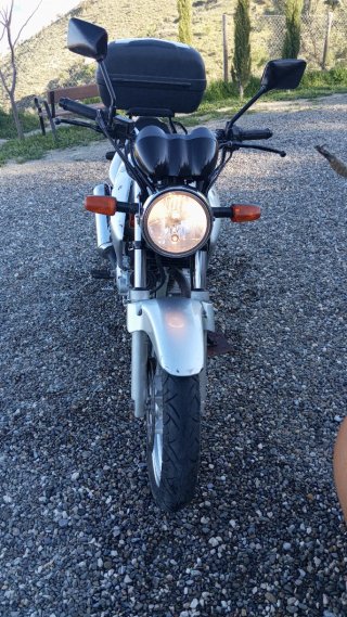Honda CBF 250 Plata