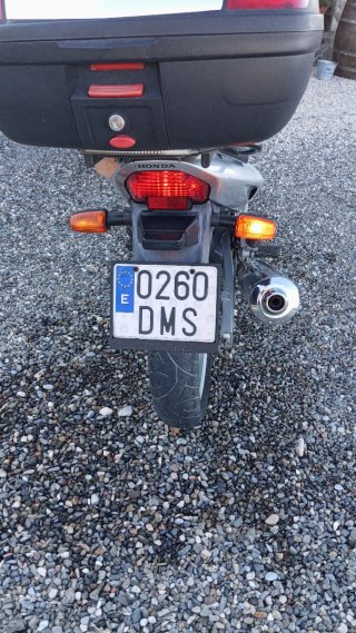 Honda CBF 250 Plata