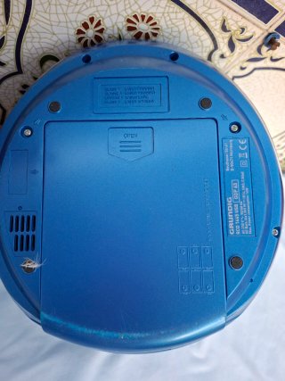 Radio CD MP3 Grundig Azul