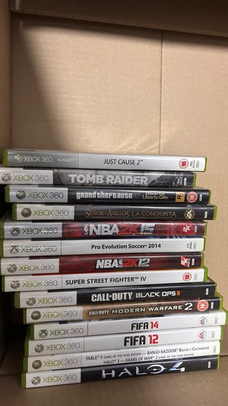 Xbox 360 Slim Negra + 2 Mandos + 14 Juegos