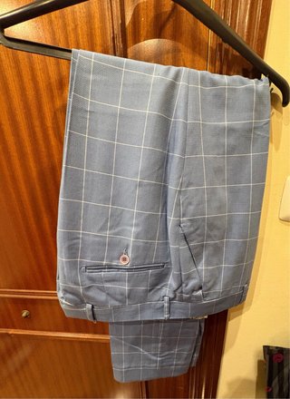 Traje de chico a cuadros azul y blanco