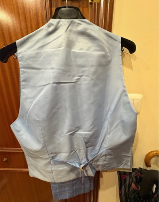 Traje de chico a cuadros azul y blanco