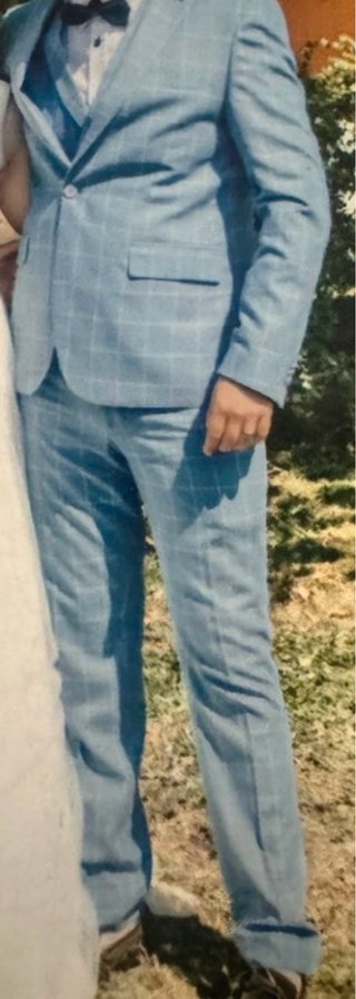 Traje de chico a cuadros azul y blanco
