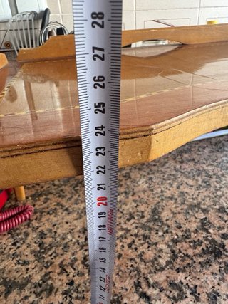 Mesa plegable de madera decorada