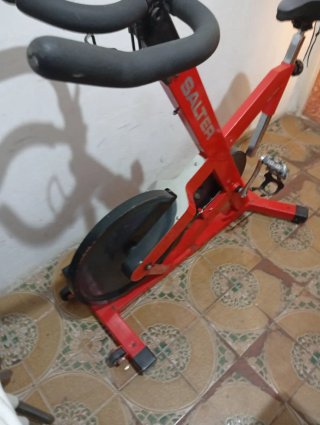 Bicicleta Spinning Salter Roja