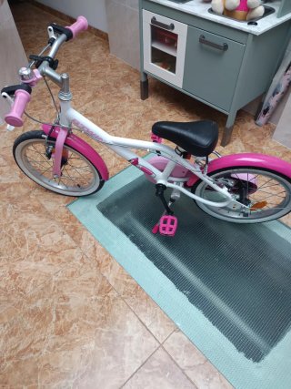 Bicicleta infantil Btwin  protecciónes d regalo