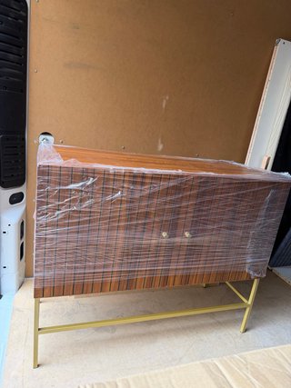 Mueble TV/Recibidor Madera y Metal Dorado