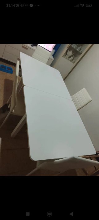 Mueble comedor, librerías, mesa y sillas