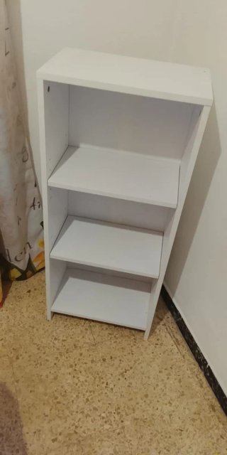 Mueble comedor, librerías, mesa y sillas
