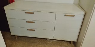 Mueble comedor, librerías, mesa y sillas