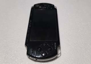 Consola PSP slim Negra + juegos UMD