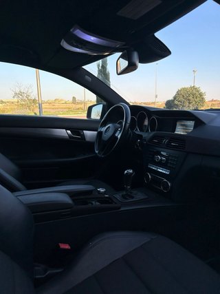 Mercedes-Benz Clase C 2011