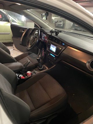 Toyota Auris 2015