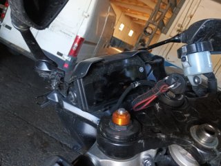 Yamaha R7 Sportbike Negra/Azul