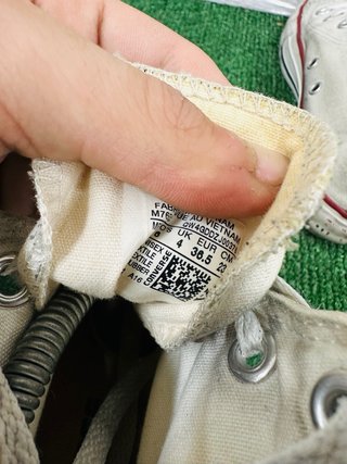 Converse usate taglia 36.5