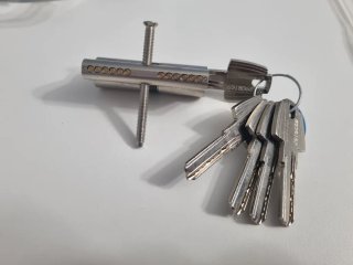 Juego de cerradura con llaves