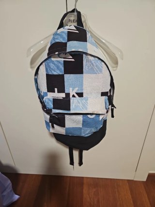 Mochila con estampado de cuadros