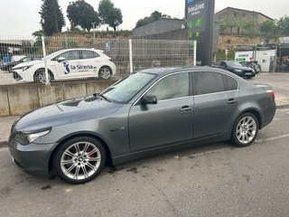 BMW 523i