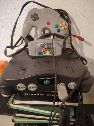 Nintendo 64 con Super Mario 64