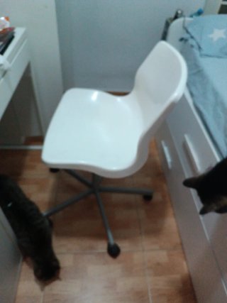 Silla de escritorio infantil blanca