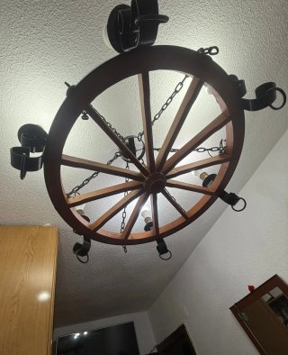 Lámpara antigua estilo rústico
