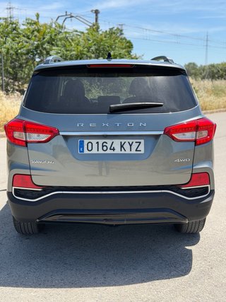 SsangYong Rexton LIMITED 4x4 2.2cc 181cv 1dueño.