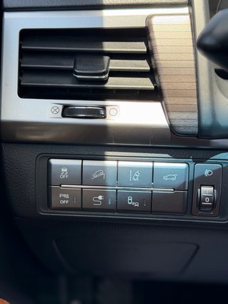 SsangYong Rexton LIMITED 4x4 2.2cc 181cv 1dueño.