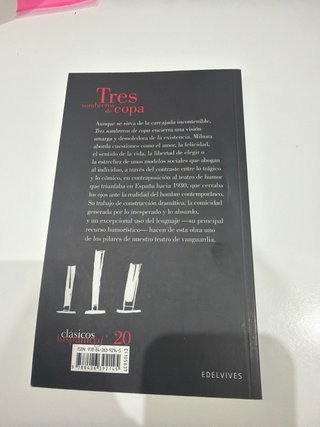 Tres sombreros de copa