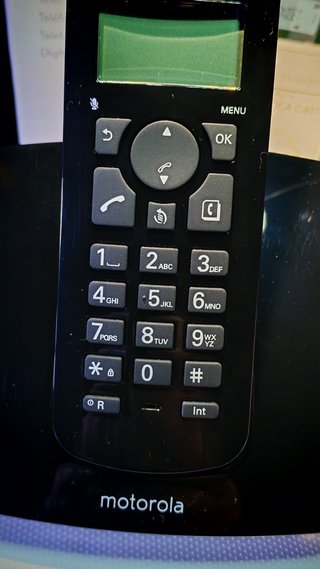Teléfono Digital Motorola C401E