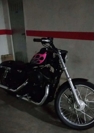 Exclusiva Harley Davidson Sportster R
