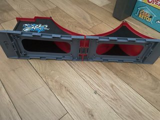 Pista de skate y skate de dedos