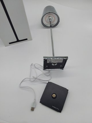 Zafferano Poldina Pro, Lámpara LED Inalámbrica Recargable, Regulador Táctil, Larga Duración con Multicargador USB (EU/UK/US) H38