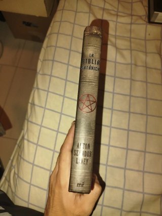 La Biblia satánica