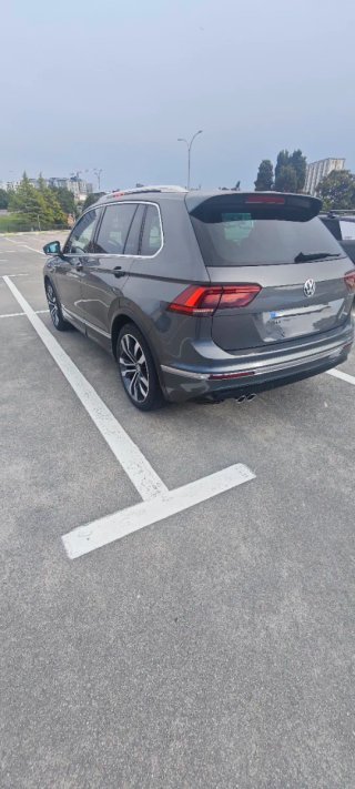 Volkswagen tiguan R-Line 2.0 tdi