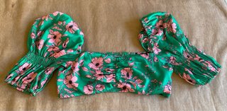 Top Zara M satinado verde rosa