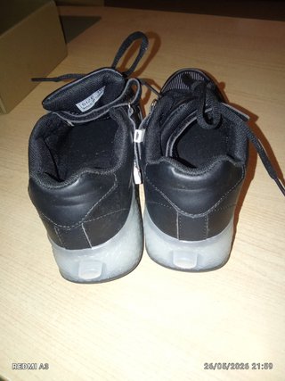 Zapatillas con ruedas talla 39