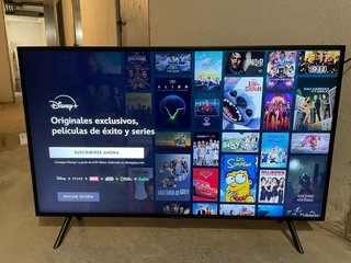 Samsung 40" 4k UHD Smart TV Como Nueva Television