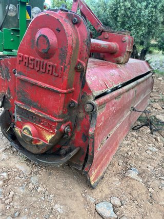 Rotavator Pasquali, Agria o tractor frutero