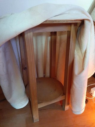Mesa camilla redonda cristal y tela beige