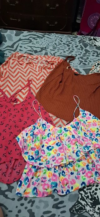 Lote Ropa Mujer Multicolor y Amarillo