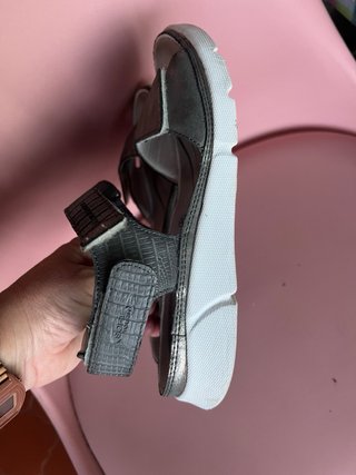 Sandalias Allrounder plateadas talla 38