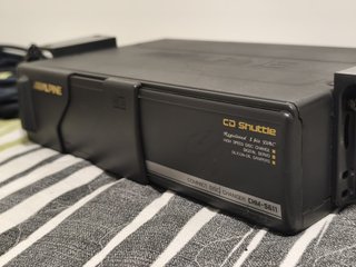 Radio Cassette Alpine TDM-7545R + Cargador CDs