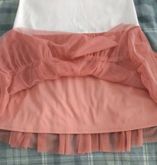 Vestido blanco y rosa con tutú