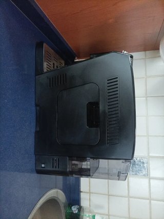 Cafetera Automática Delonghi Autentica Negra