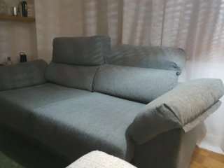 Sofá 2 plazas extensible gris