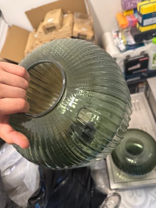 Lámpara de cristal verde texturizada