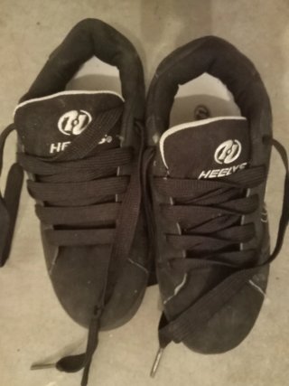 Zapatillas Heelys Negras con Ruedas